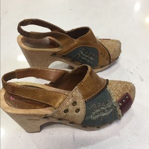 Wooden Fabric and Leather Clogs/Sandals size 6